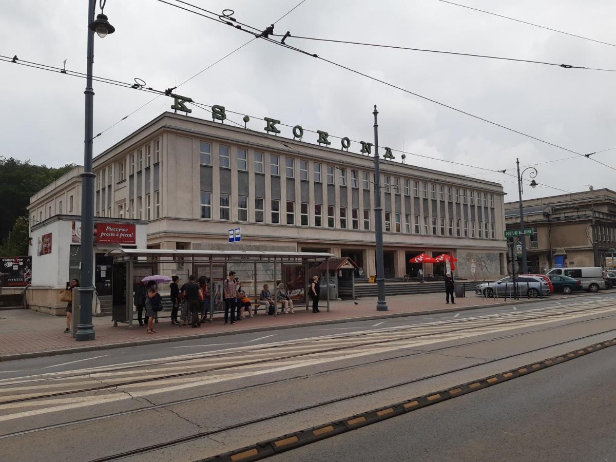 Pokoje Goscinne Korona Cracovia Exterior foto